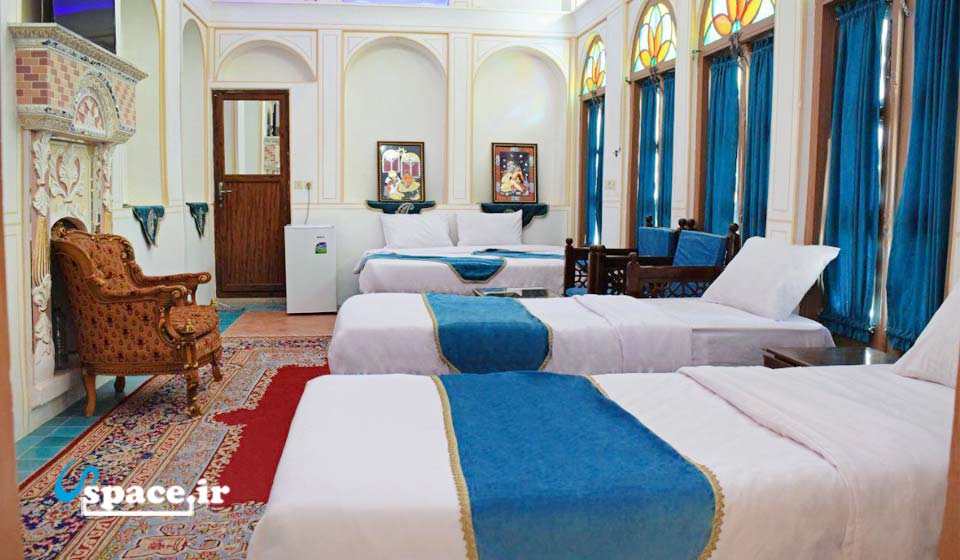 اتاق پنج دری هتل سنتی خان نشین - اصفهان